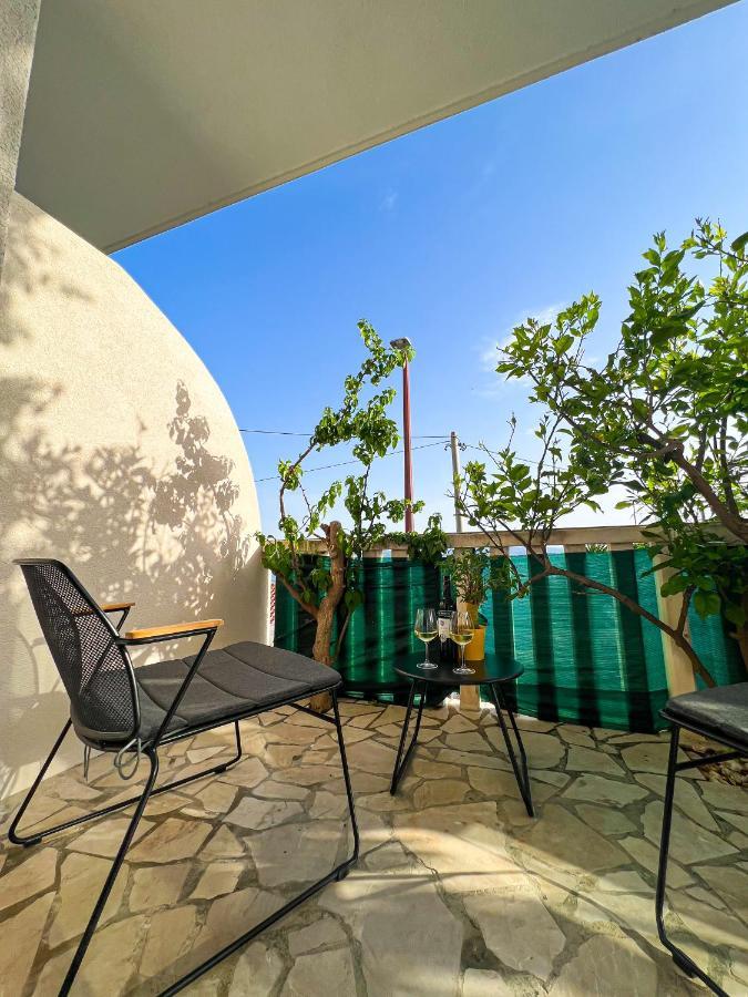 San-Studio Apartment Dugi Rat Ngoại thất bức ảnh